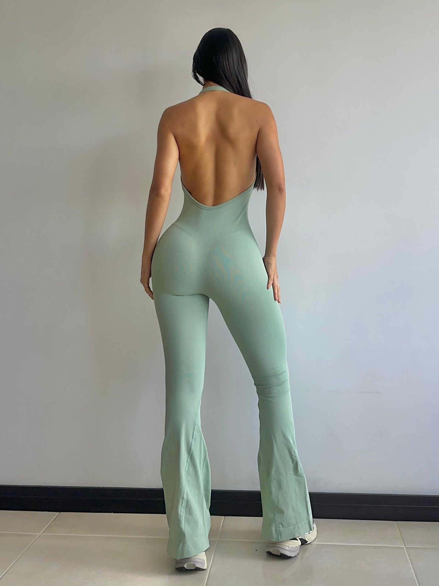 Enterizos bota ancha